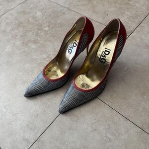Dolce & Gabbana Grey and Red Leather Pointed Toe Heels